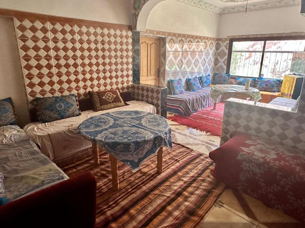 Maison D'Hote Chez La Famille Tamellalt  Eksteriør billede